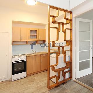 Pronájem bytu 2+kk 45 m&sup2; Praha