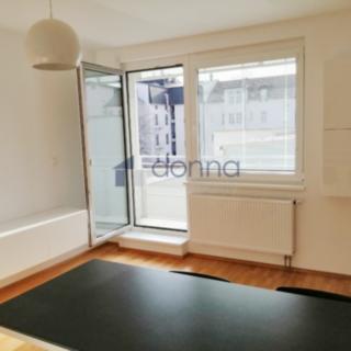 Pronájem bytu 1+kk, garsoniery 28 m² Praha
