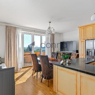 Pronájem bytu 3+kk 83 m² Praha