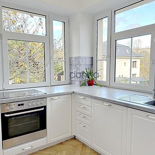 Pronájem bytu 3+1 83 m² Praha Hlubočepy, Na srpečku