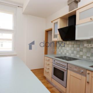 Pronájem bytu 2+kk 52 m² Praha