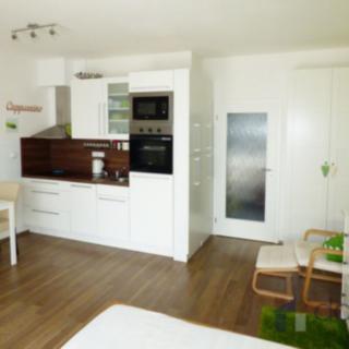 Prodej bytu 1+kk a garsoniéry 33 m² Praha Letňany, Pavla Beneše
