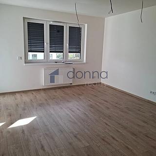 Pronájem bytu 2+kk 45 m² Praha