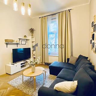 Pronájem bytu 2+kk 50 m² Praha