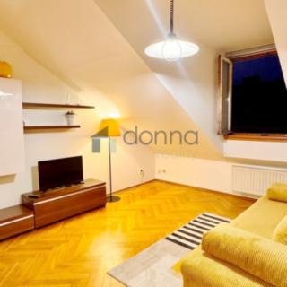 Pronájem bytu 2+kk 47 m² Praha Žižkov, Kubelíkova