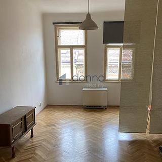 Pronájem bytu 2+kk 46 m² Praha