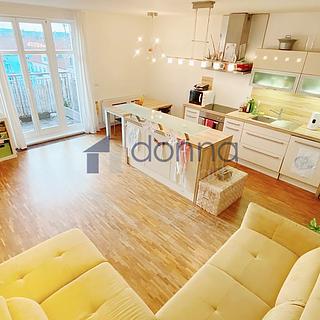 Pronájem bytu 3+kk 82 m&sup2; Praha