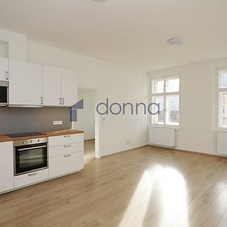 Pronájem bytu 2+kk 58 m² Praha