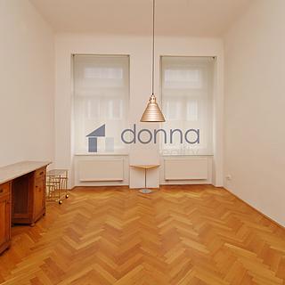 Pronájem bytu 2+kk 75 m&sup2; Praha