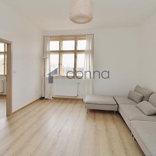 Pronájem bytu 2+kk 48 m&sup2; Praha