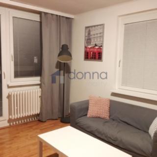 Pronájem bytu 1+kk, garsoniery 36 m² Praha