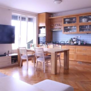 Pronájem bytu 4+kk 100 m² Praha Malešice, Mistrovská