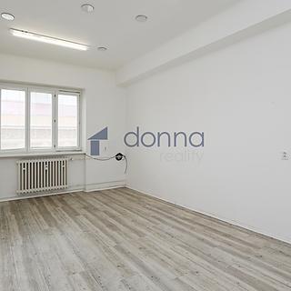 Pronájem kanceláře 17 m&sup2; Praha