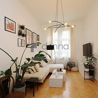 Pronájem bytu 2+1 74 m² Praha