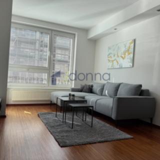 Pronájem bytu 2+kk 56 m² Praha Vysočany, Kabešova