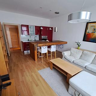 Pronájem bytu 2+kk 60 m&sup2; Praha