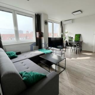 Pronájem bytu 2+kk 45 m² Praha