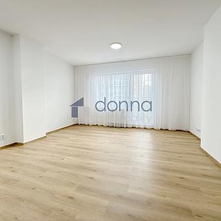 Pronájem bytu 1+kk, garsoniery 34 m&sup2; Praha