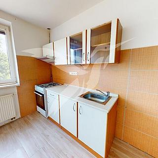 Pronájem bytu 2+1 59 m² Bezdružice, Revolučních gard