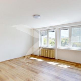 Pronájem bytu 3+1 56 m² Praha