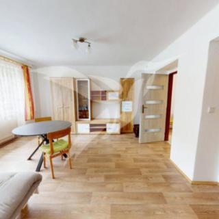 Pronájem bytu 2+1 56 m² Žlutice, Nádražní