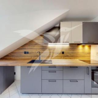 Pronájem bytu 3+1 86 m² Ostrov, Palackého