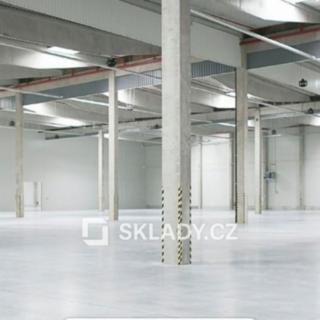 Pronájem skladu 30000 m² Kladno