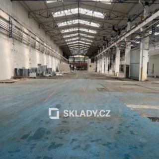 Pronájem skladu 1 000 m² Praha Vysočany