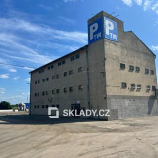 Pronájem skladu 1600 m² Podivín