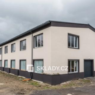 Pronájem skladu 846 m² Ostrov
