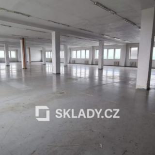 Pronájem skladu 700 m² Praha