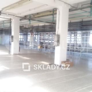 Pronájem skladu 490 m² Praha