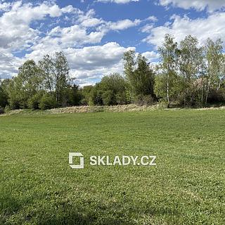 Prodej komerčního pozemku 13 700 m² Višňová