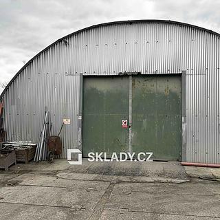 Pronájem skladu 360 m² Lobodice