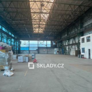 Pronájem skladu 2 000 m² Kolín