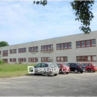 Pronájem kanceláře 1060 m² Louny