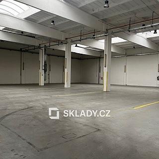Pronájem skladu 761 m&sup2; Brno
