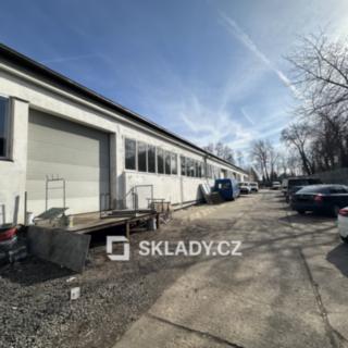 Pronájem skladu 647 m² Praha