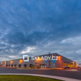 Pronájem skladu 2800 m² Praha