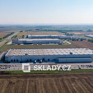 Pronájem skladu, 5246m²