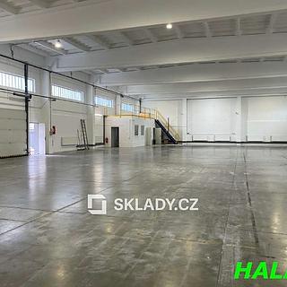 Pronájem skladu 2520 m&sup2; Zlín