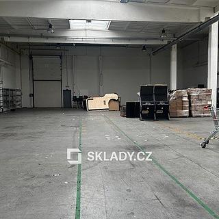 Pronájem skladu 761 m&sup2; Brno