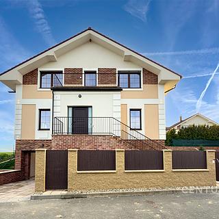 Prodej vily 300 m² Makotřasy