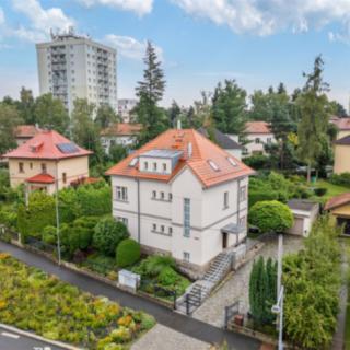 Prodej vily 312 m² Říčany
