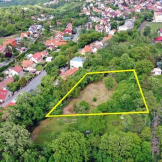 Prodej komerčního pozemku 2065 m² Praha