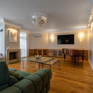 Prodej rodinného domu 725 m² Praha