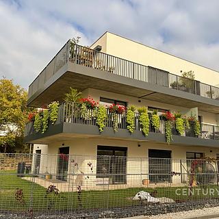 Prodej bytu 4+kk 118 m² Beroun