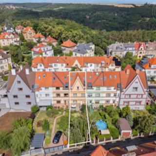 Prodej rodinného domu 243 m² Praha