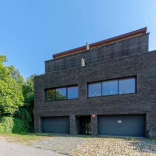 Pronájem rodinného domu, 285m²