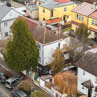 Prodej rodinného domu 100 m&sup2; Praha